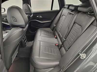 BMW 320 320 dA Pack M CUIR / NAVI / TO PANO / CARPLAY (2021) - Photo 13