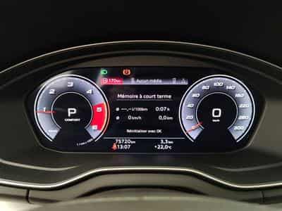 Audi Q5 35 TDi 163 CV S LINE S tronic (2021) - Photo 9