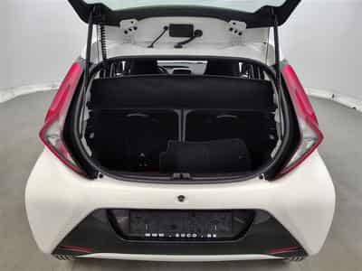 Toyota Aygo 1.0i VVT-i X-Play AUTO (2020) - Photo 14