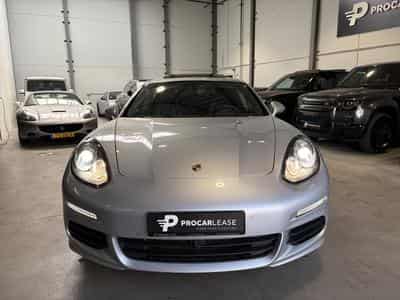 Porsche Panamera Panamera S /Bose/(PDLS)/Bi-Xenon/19/360°/(PASM)Leder (2014) - Photo 2
