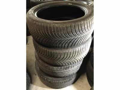 Pneus toutes saisons 18" 215/50 R18 92W (2026) - Photo 1