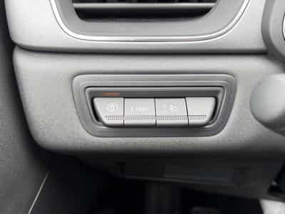 Renault Captur 1.8 E-TECH FULL HYBRID 160 TECHNO (2026) - Photo 13