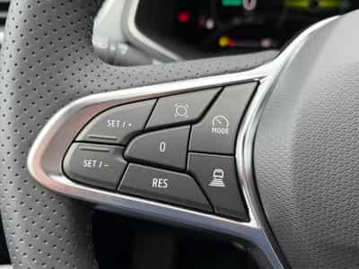 Renault Captur 1.8 E-TECH FULL HYBRID 160 TECHNO (2026) - Photo 15