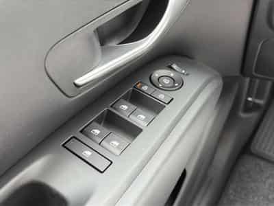Hyundai TUCSON 1.6 T-GDI 239 HYBRID INTUITIVE (2026) - Photo 11