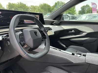 Peugeot 3008 1.2 HYBRID 145 ALLURE E-DCS6 (2025) - Photo 13