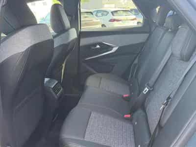 Peugeot 3008 1.2 HYBRID 145 ALLURE E-DCS6 (2025) - Photo 12
