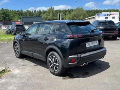 Peugeot 2008 1.2 HYBRID 145 STYLE E-DCS6 (2025) - Photo 7