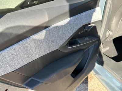 Peugeot 3008 1.2 HYBRID 145 ALLURE E-DCS6 (2025) - Photo 15