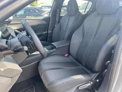 Peugeot 308 1.2 HYBRID 145 GT E-DCS6 (2025) - Photo 10