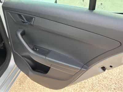 Skoda FABIA 1.0 MPI 75 CLEVER (2019) - Photo 14