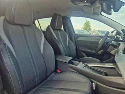 Peugeot 308 1.5 BLUEHDI 130 ALLURE EAT8 (2025) - Photo 11
