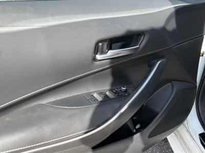 Toyota COROLLA TOURING SPT 122H DYNAMIC (2019) - Photo 11