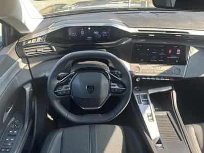 Peugeot 308 1.5 BLUEHDI 130 ALLURE EAT8 (2025) - Photo 11