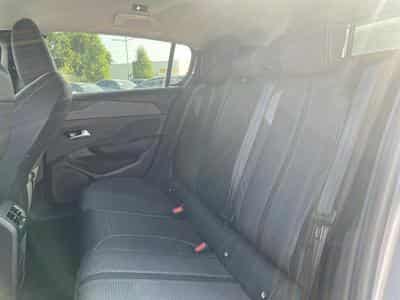 Peugeot 308 1.5 BLUEHDI 130 ALLURE EAT8 (2025) - Photo 12
