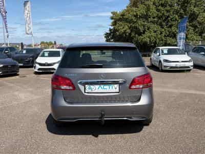 Mercedes B 200D 136 INSPIRATION (2017) - Photo 6