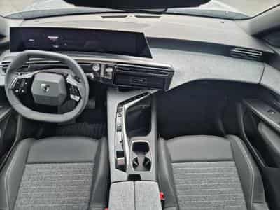 Peugeot 3008 1.2 HYBRID 145 ALLURE BUSINESS E-DCS6 (2025) - Photo 9