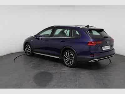 VW Golf Variant Alltrack (2022) - Photo 5