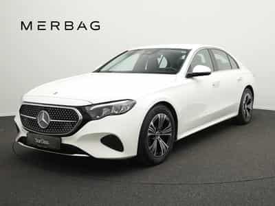 Mercedes E 200 Avantgarde LED+Kamera+Totw+MBUX (2025) - Photo 1