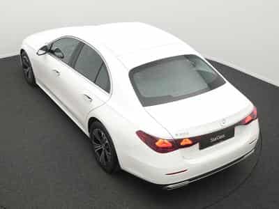 Mercedes E 200 Avantgarde LED+Kamera+Totw+MBUX (2025) - Photo 11