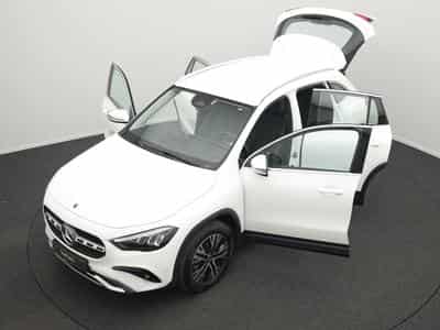 Mercedes GLA 180 Progressive LED+Kamera+Easypack (2025) - Photo 12