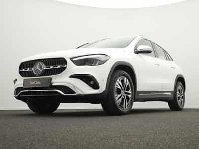 Mercedes GLA 180 Progressive LED+Kamera+Easypack (2025) - Photo 8