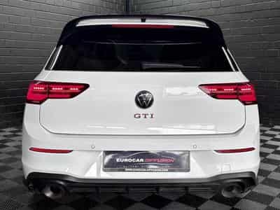 VW Golf GTI Clubsport 2.0 TSI 300 CV DSG7 *DCC* AKRA* MATRIX *PANO* (2023) - Photo 5