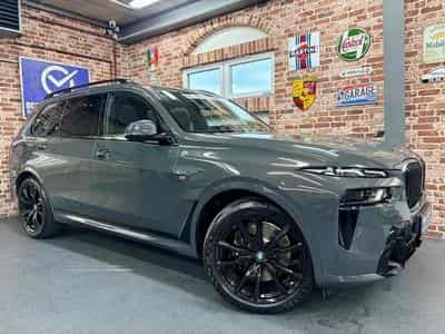 BMW X7 (2025) - Photo 1