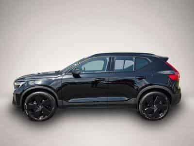 Volvo XC40 (2025) - Photo 4