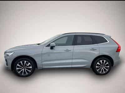 Volvo XC60 (2024) - Photo 2