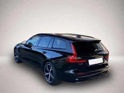 Volvo V60 (2024) - Photo 3