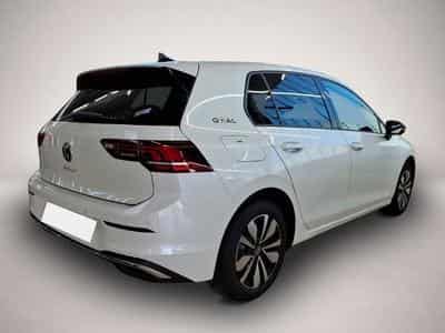 VW Golf (2025) - Photo 1