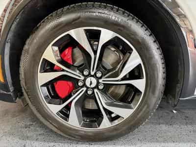 Ford Mustang Mach-E (2024) - Photo 3