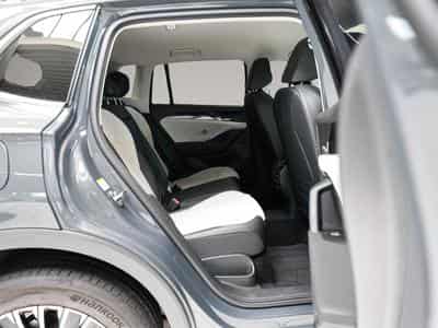 VW Tiguan (2025) - Photo 4