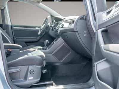 VW Touran (2024) - Photo 2