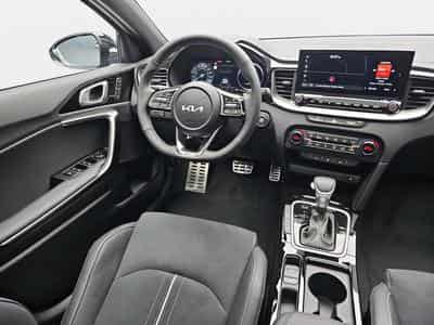 Kia XCeed 1.6 T-GDI DCT 180 GT-LINE (2026) - Photo 8