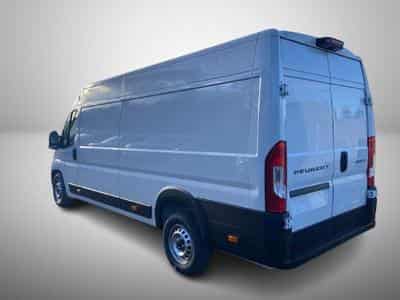Peugeot Boxer 2.2 BlueHDI 180 EAT8 L4H2 (2026) - Photo 3