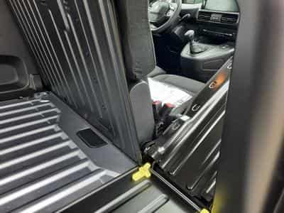 Peugeot Partner 1.5 BlueHDI 130 AT8 Confort L1H1 (2026) - Photo 14