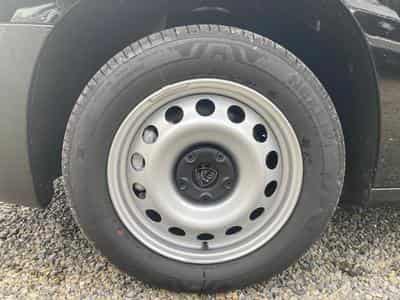 Peugeot Partner 1.5 BlueHDI 130 AT8 Confort L1H1 (2026) - Photo 12