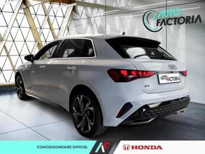 Audi A3 -37% 40 TFSI e 204ch PHEV S line S tronic 6 (2025) - Photo 3