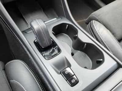 Volvo XC40 D3 GEARTRONIC CARPLAY GPS CAMERA SIEGES CHAUFF (2020) - Photo 15