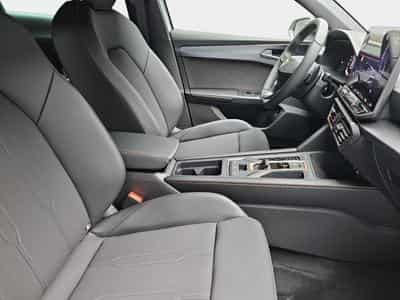 Cupra Leon 1.5 eTSi DSG 150 Kombi (2026) - Photo 9