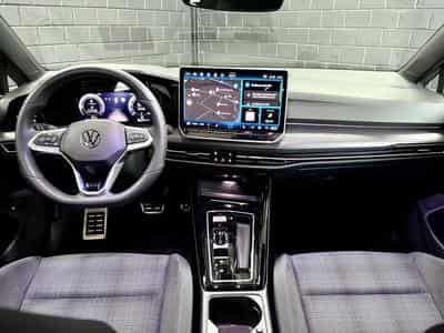VW Golf GTE PHASE 2  1.5 eHybrid 272 CV DSG 6 *CAM* MATRIX * TÊTE HA (2025) - Photo 6