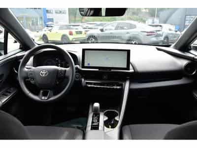 Toyota C-HR 1.8i VVT-i Hybrid Dynamic Plus ACC LANE SIDE GPS CAM 1° MAIN (2025) - Photo 9