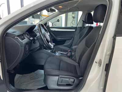 Skoda Octavia 1.6 TDI 116 NAVI, PDC,CARPLAY,ALU 16'' (2019) - Photo 6