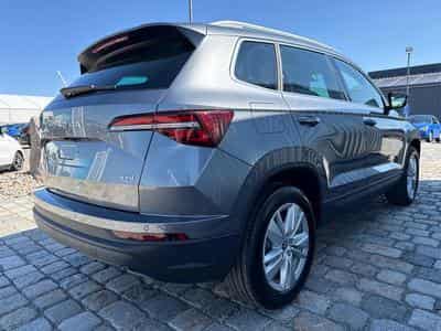 Skoda Karoq EXTRA 2,0 TDI (2026) - Photo 6