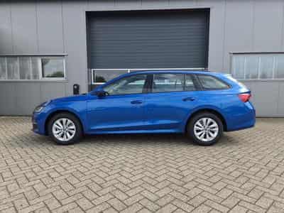 Skoda Octavia 1.5 TSI 150PS (2026) - Photo 2