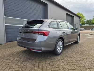 Skoda Octavia 1.5 TSI 150PS (2026) - Photo 4