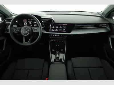 Audi A3 TFSI quattro 150 kW (2026) - Photo 4