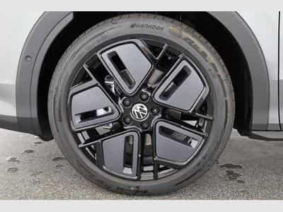 VW T-Roc 1.5 eTSI 110 kW R-Line (2026) - Photo 12