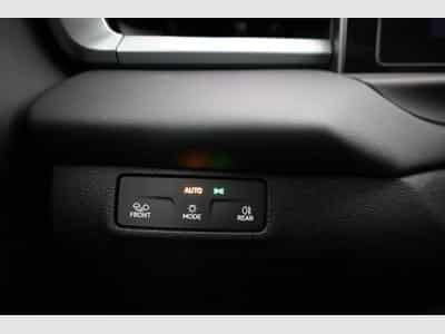 VW T-Roc 1.5 eTSI 110 kW R-Line (2026) - Photo 8